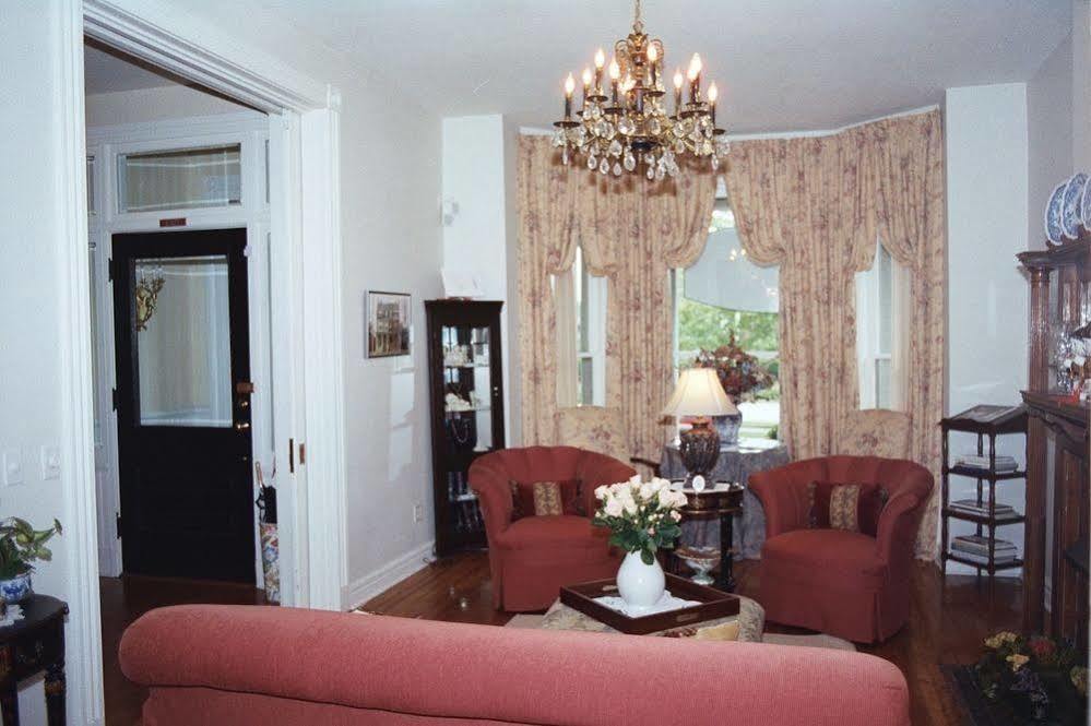 Freemason Inn Bed And Breakfast Norfolk Exterior photo
